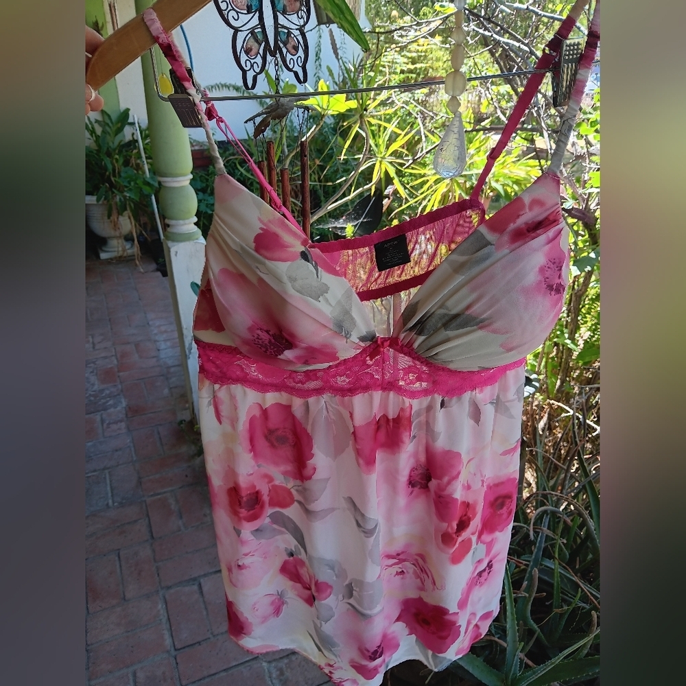 Apt. 9 Pink and White Floral Top